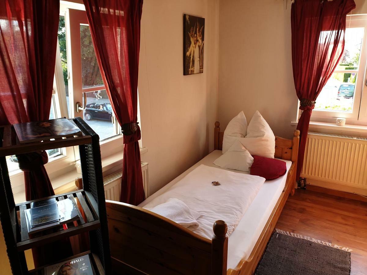 Landgasthof Zum Brueckenwirt Starnberg Room photo